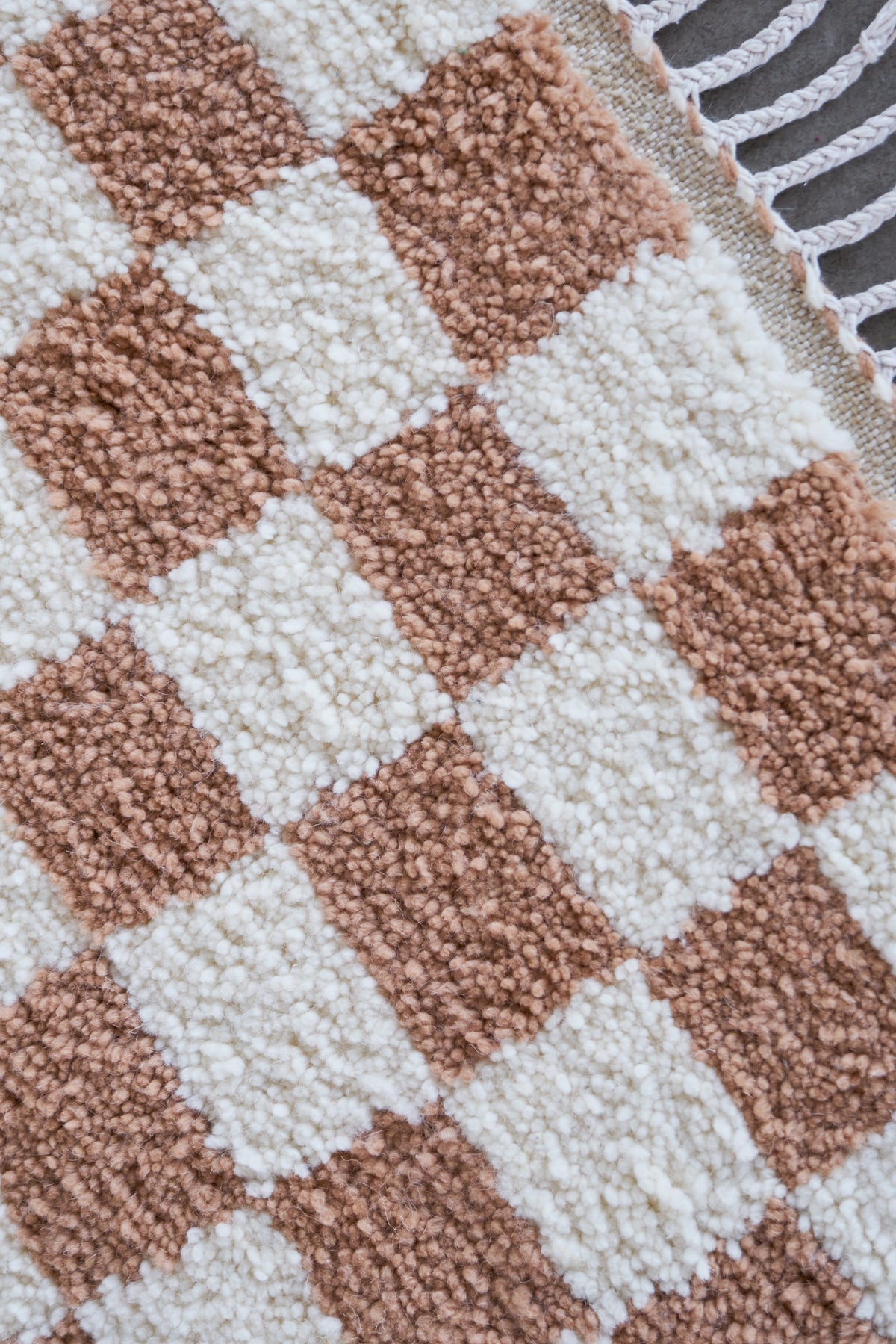 1 Chocolate Cream Checkmate Rug - SECOND CHOICE | Hand In Hand Store